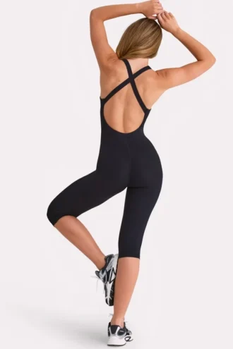 Soft Active Capri-Jumpsuit in Schwarz