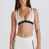 Soft Active Contrast Mini-Shorts in Elfenbein