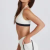 Soft Active Contrast Mini-Shorts in Elfenbein