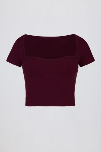 Soft Active Crop-Top mit Herzausschnitt in Burgunderrot