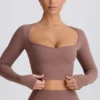 Soft Active Crop-Top mit Herzausschnitt in Mokka Soft Active Crop-Top mit Herzausschnitt in Mokka