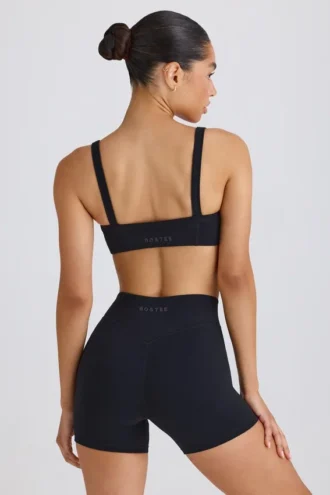 Soft Active Crossover Mini-Shorts in Schwarz