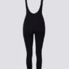 Soft Active Jumpsuit ohne Rücken in Schwarz Soft Active Jumpsuit ohne Rücken in Schwarz