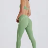 Soft Active Leggings mit gedrehter Vorderseite in Grün Soft Active Leggings mit gedrehter Vorderseite in Grün