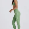 Soft Active Leggings mit gedrehter Vorderseite in Grün Soft Active Leggings mit gedrehter Vorderseite in Grün