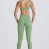 Soft Active Leggings mit gedrehter Vorderseite in Grün Soft Active Leggings mit gedrehter Vorderseite in Grün