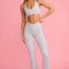 Soft Active Leggings mit V-förmigem Bund, Taschen und ausgestelltem Bein in Grau Soft Active Leggings mit V-förmigem Bund, Taschen und ausgestelltem Bein in Grau