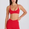 Soft Active Mini-Shorts mit V-förmigem Bund und Taschen in Strawberry Red Soft Active Mini-Shorts mit V-förmigem Bund und Taschen in Strawberry Red