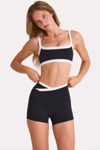 Soft Active Shorts  in Schwarz