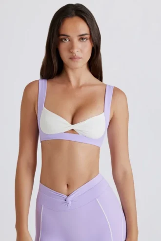 Soft Active Sport-BH mit gedrehter Vorderseite in Lila
