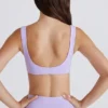 Soft Active Sport-BH mit gedrehter Vorderseite in Lila