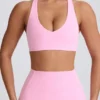 Soft Active Sport-BH mit V-Ausschnitt in Baby Pink Soft Active Sport-BH mit V-Ausschnitt in Baby Pink