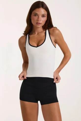 Soft Active Tanktop in Elfenbein