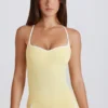 Soft Active Tanktop mit gekreuztem Rücken in Lemon Soft Active Tanktop mit gekreuztem Rücken in Lemon
