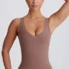 Soft Active Tanktop mit V-Ausschnitt in Mokka Soft Active Tanktop mit V-Ausschnitt in Mokka