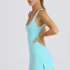 Soft Active Tennis-Kleid mit offenem Rücken in Aqua Soft Active Tennis-Kleid mit offenem Rücken in Aqua