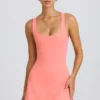 Soft Active Tennis-Kleid mit offenem Rücken in Koralle Soft Active Tennis-Kleid mit offenem Rücken in Koralle