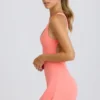 Soft Active Tennis-Kleid mit offenem Rücken in Koralle Soft Active Tennis-Kleid mit offenem Rücken in Koralle