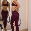 Soft Active V-Waist Leggings in Burgunderrot Soft Active V-Waist Leggings in Burgunderrot