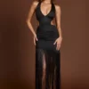 Solferina Maxikleid mit Fransen und tiefem Ausschnitt in Schwarz Solferina Maxikleid mit Fransen und tiefem Ausschnitt in Schwarz