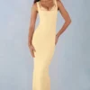Sorelle Modal-Midaxi-Kleid mit Spitzenbesatz in Buttergelb Sorelle Modal-Midaxi-Kleid mit Spitzenbesatz in Buttergelb