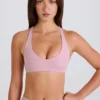 Sport-BH mit V-Ausschnitt und gekreuzten Trägern in Mauve Sport-BH mit V-Ausschnitt und gekreuzten Trägern in Mauve