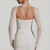 St Germain verziertes langärmeliges Minikleid in Weiß St Germain verziertes langärmeliges Minikleid in Weiß