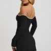 Stasia Modal-Minikleid mit schulterfreiem Ausschnitt und A-Linien-Schnitt in Schwarz Stasia Modal-Minikleid mit schulterfreiem Ausschnitt und A-Linien-Schnitt in Schwarz
