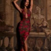 Storie Midaxi-Kleid mit Neckholder und geschlitztem Saum in rosa Leopardenmuster Storie Midaxi-Kleid mit Neckholder und geschlitztem Saum in rosa Leopardenmuster