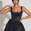 Sueno Minikleid aus gewebtem Taft in Tiefschwarz Sueno Minikleid aus gewebtem Taft in Tiefschwarz