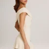 Suhana Modal Asymmetrisches A-Linien-Minikleid in Elfenbein