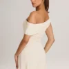 Suhana Modal Asymmetrisches A-Linien-Minikleid in Elfenbein