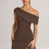 Suhana Modal Asymmetrisches A-Linien-Minikleid in Schokoladenbraun Suhana Modal Asymmetrisches A-Linien-Minikleid in Schokoladenbraun