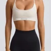 Super Sculpt nahtloser rückenfreier Sport-BH in Weiß Super Sculpt nahtloser rückenfreier Sport-BH in Weiß