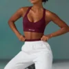 Super Sculpt nahtloser Sport-BH mit gekreuztem Rücken in Pflaume Super Sculpt nahtloser Sport-BH mit gekreuztem Rücken in Pflaume