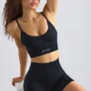 Super Sculpt Seamless Sport-BH mit U-Ausschnitt in Schwarz Super Sculpt Seamless Sport-BH mit U-Ausschnitt in Schwarz
