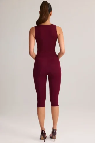 Suri Modal Capri-Leggings mit mittlerer Leibhöhe in Weinrot