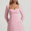 Tacita strukturiertes Minikleid mit Herzausschnitt in zartem Rosa Tacita strukturiertes Minikleid mit Herzausschnitt in zartem Rosa