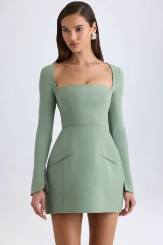 Taesha strukturiertes Minikleid mit Tulpenrock und quadratischem Ausschnitt in Khaki-Grün