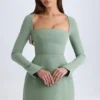Taesha strukturiertes Minikleid mit Tulpenrock und quadratischem Ausschnitt in Khaki-Grün Taesha strukturiertes Minikleid mit Tulpenrock und quadratischem Ausschnitt in Khaki-Grün