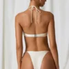 Tahiti Bikinioberteil mit Bügeln und Neckholder in Perlweiß Tahiti Bikinioberteil mit Bügeln und Neckholder in Perlweiß