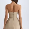 Taia Minikleid mit strukturiertem Tulpenrock und Umschlagkragen in Camel Taia Minikleid mit strukturiertem Tulpenrock und Umschlagkragen in Camel