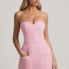 Talina Minikleid mit Herzausschnitt, trägerlos und strukturiert in zartem Rosa Talina Minikleid mit Herzausschnitt, trägerlos und strukturiert in zartem Rosa
