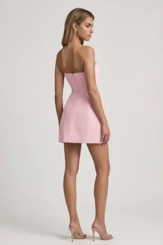 Talina Minikleid mit Herzausschnitt, trägerlos und strukturiert in zartem Rosa
