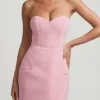 Talina Minikleid mit Herzausschnitt, trägerlos und strukturiert in zartem Rosa Talina Minikleid mit Herzausschnitt, trägerlos und strukturiert in zartem Rosa