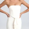 Tallullah Bandeau-Korsettkleid mit Rüschenbesatz in Elfenbein Tallullah Bandeau-Korsettkleid mit Rüschenbesatz in Elfenbein