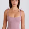 Tanktop aus geripptem Strick mit Bindeband in Mauve Tanktop aus geripptem Strick mit Bindeband in Mauve