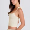 Tanktop aus geripptem Strick mit Bindebändern in Creme Tanktop aus geripptem Strick mit Bindebändern in Creme