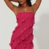 Tatiana Bandeau-Minikleid mit Rüschen in Fuchsia Tatiana Bandeau-Minikleid mit Rüschen in Fuchsia