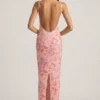 Tavira Maxikleid mit Rundhalsausschnitt und Rückenausschnitt in Rosa Tavira Maxikleid mit Rundhalsausschnitt und Rückenausschnitt in Rosa